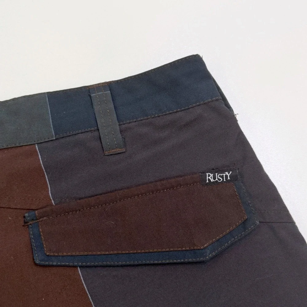 Vintage Y2K Rusty Shorts Men 32 Brown Colorblock Plaid Surf Skate Casual Utility